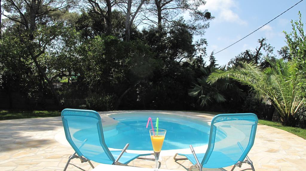 Appartement Dans Villa St Raphael Saint-Raphaël Oda fotoğraf