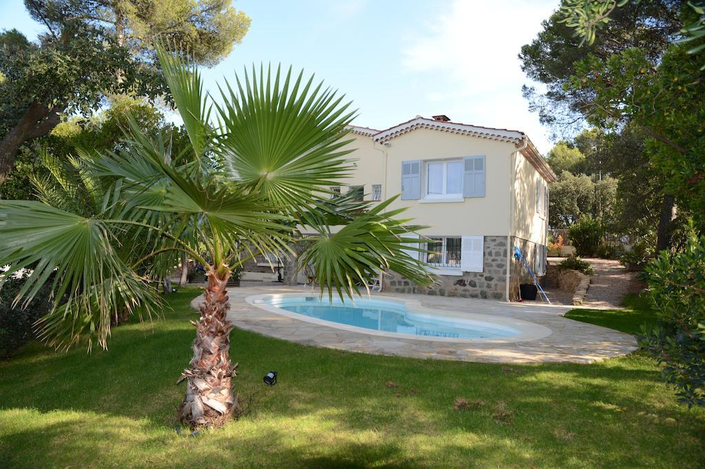 Appartement Dans Villa St Raphael Saint-Raphaël Oda fotoğraf