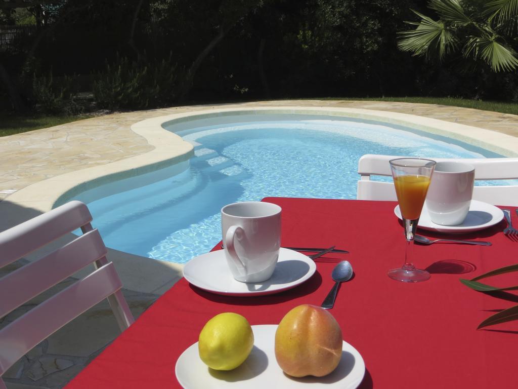 Appartement Dans Villa St Raphael Saint-Raphaël Oda fotoğraf
