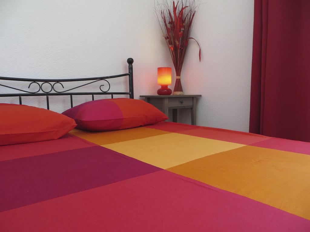 Appartement Dans Villa St Raphael Saint-Raphaël Oda fotoğraf