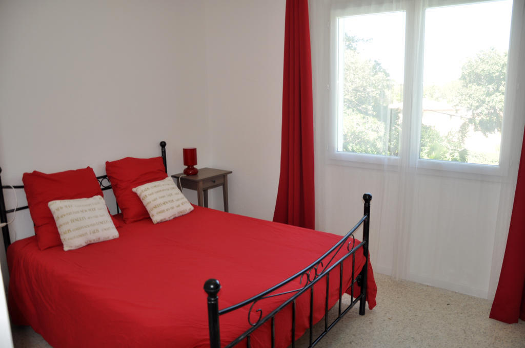 Appartement Dans Villa St Raphael Saint-Raphaël Oda fotoğraf